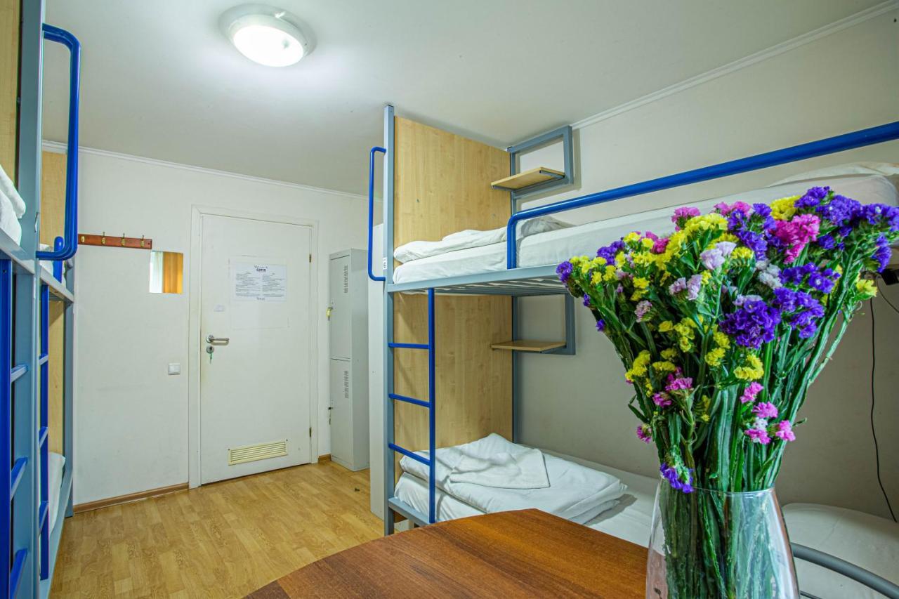 Gar'is Hostel Kiev Buitenkant foto